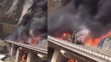 وفاة عشرات المعتمرين في اصطدام مروع بين حافلتهم وصهريج نفط بالمدينة المنورة