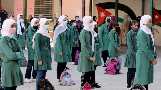 التربية : لا نية لخصخصة قطاع التعليم في الأردن