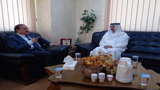 رئيس جامعة مؤتة يلتقي السفير الإماراتي في الاردن