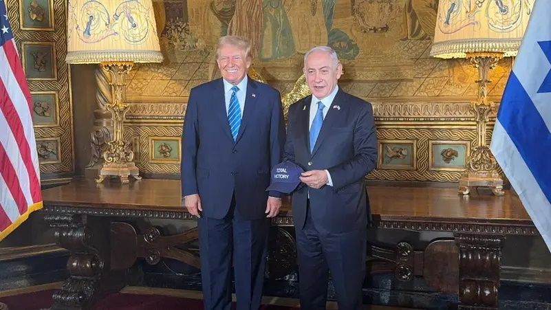 ترامب خلال لقاء نتنياهو : تصريحات هاريس بشأن إسرائيل قلة احترام 