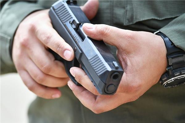 جريمة غامضة تهزّ ليبيا.. أب وأطفاله ال5 مقتولون بالرصاص داخل سيارة 