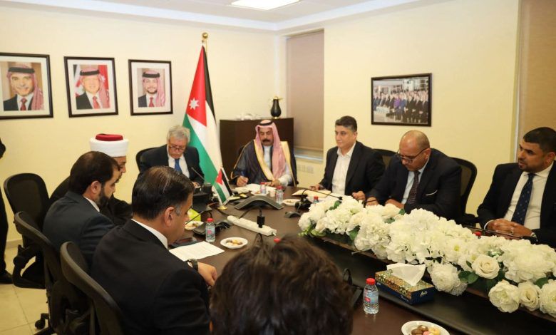 الخدمات العامة والنقل تطالب الحكومة بحل مشكلة نقل الحجاج الأردنيين قبل موسم حج 2026 