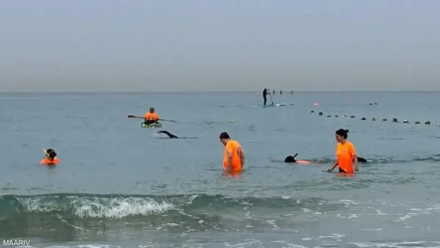 حتى في البحر.. إسرائيل تبحث عن الهاتف المفقود 