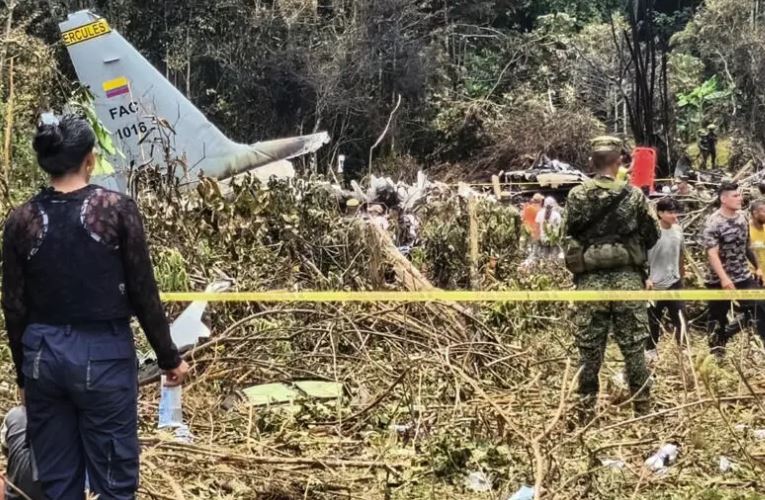 مقتل 66 شخصا إثر تحطم طائرة عسكرية في كولومبيا 