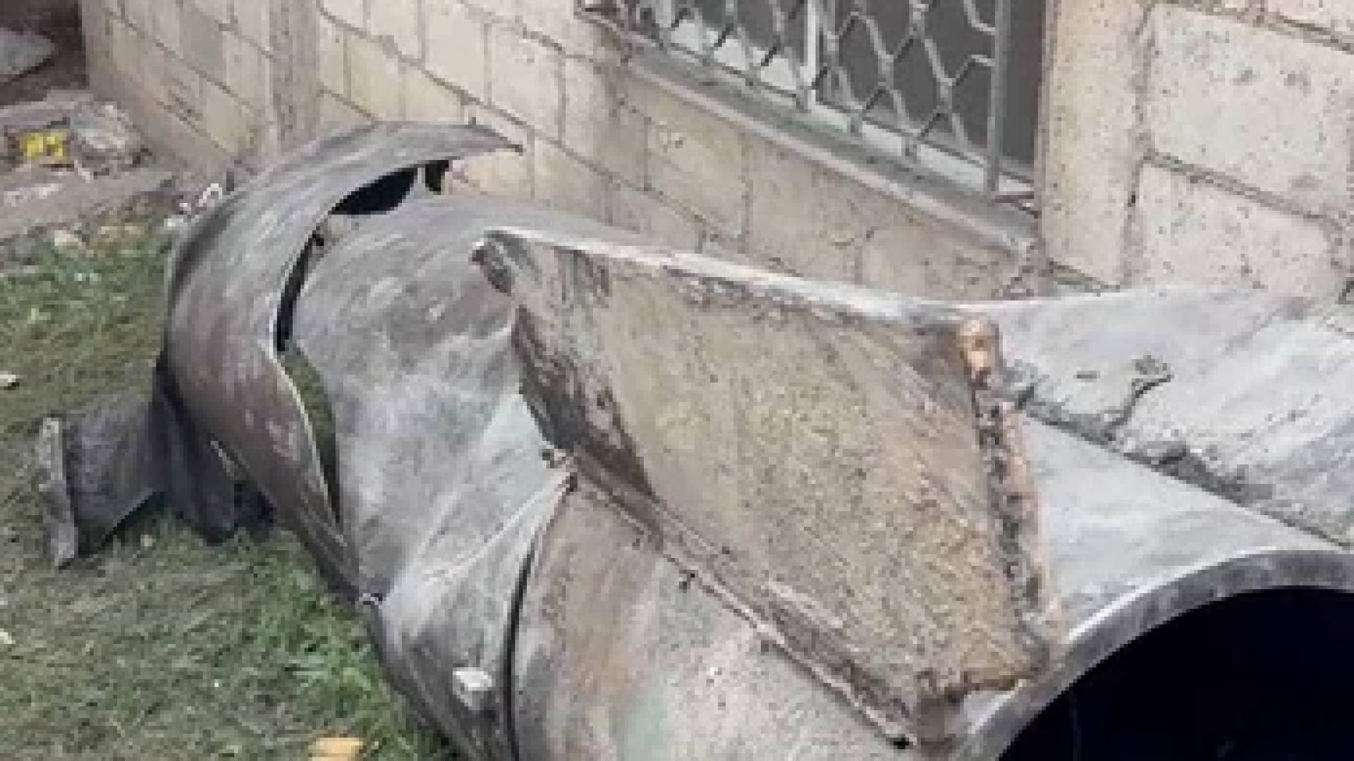 سقوط شظية صاروخ في الزرقاء وتجمهر المواطنين رغم تحذيرات الأمن 