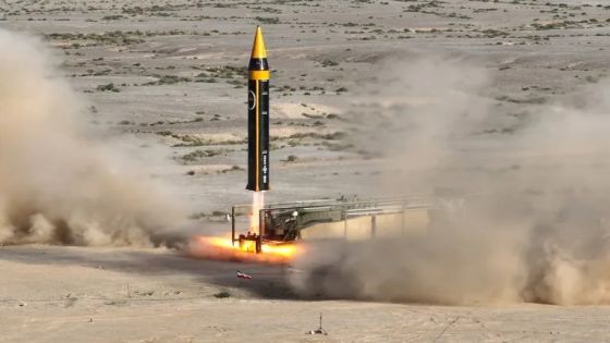 Iran unveils a new ballistic missile that is difficult to target