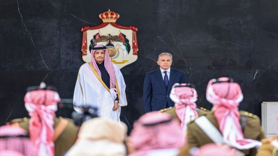 حسان يستقبل رئيس الوزراء القطري الشيخ محمد آل ثاني