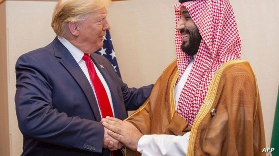 A handout picture provided by the Saudi Royal Palace on June 29, 2019, shows Saudi Crown Prince Mohammed bin Salman (R) shaking hands with US President Donald Trump during their meeting on the sidelines of the G20 Summit in Osaka, Japan. (Photo by BANDAR AL-JALOUD / Saudi Royal Palace / AFP) / RESTRICTED TO EDITORIAL USE - MANDATORY CREDIT "AFP PHOTO / SAUDI ROYAL PALACE / BANDAR AL-JALOUD" - NO MARKETING - NO ADVERTISING CAMPAIGNS - DISTRIBUTED AS A SERVICE TO CLIENTS