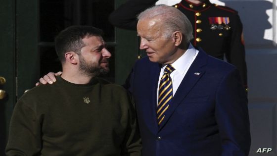 US President Joe Biden welcomes Ukraine's President Volodymyr Zelensky on the South Lawn of the White House in Washington, DC, on December 21, 2022. - Zelensky is in Washington to meet with US President Joe Biden and address Congress -- his first trip abroad since Russia invaded in February. (Photo by OLIVIER DOULIERY / AFP)