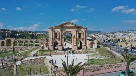 اعتماد ملفات 5 مواقع أثرية أردنية على قائمة الإيسيسكو