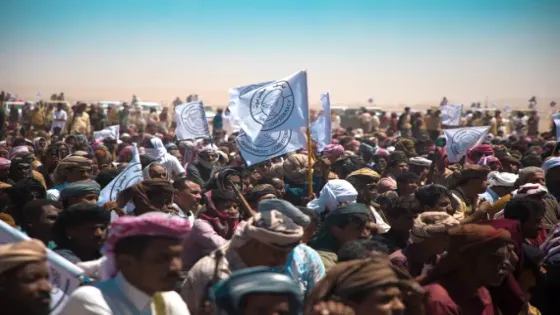 اليمن صراع نفوذ للسيطرة على أحد أهم الممرات البحرية في العالم!