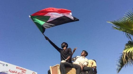 تظاهرات 21 أكتوبر.. الخرطوم تغلق الجسور وتنشر الجيش