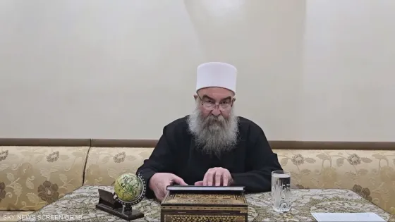 الهجري يطالب بحماية دولية للدروز ويثير غضب السوريين