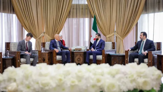 الشرع يوقع اتفاقا لوقف إطلاق النار مع قسد ودمجها بالجيش السوري