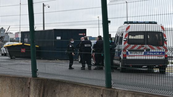قتيلان وإصابات في هجوم بسكين في نيس الفرنسية
