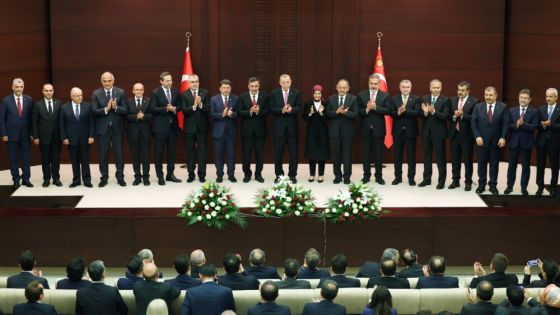 اردوغان يختار حكومة من 17 وزير فقط