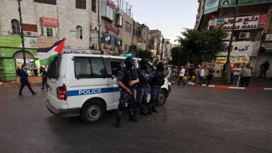 الأمن الفلسطيني يعتقل 3 أشخاص بتهمة ترويج إشاعة حل السلطة وإخلاء المقرات الأمنية