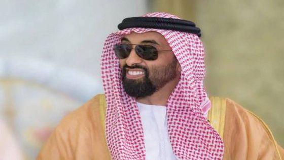 وزير الإعلام السعودي ينفي رفض بلاده استقبال الشيخ طحنون بن زايد