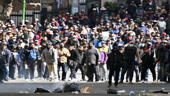 بوليفيا على حافة الانهيار والرئيس يحذر المتظاهرين