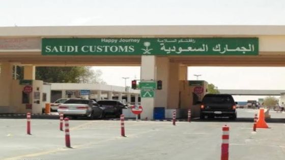 400 شاحنة بدأت العودة الى الاردن بعد 14 يوم من توقفها على الحدود مع السعودية