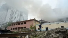 16 قتيلا على الأقل في انفجار مبنى في كراتشي الباكستانية