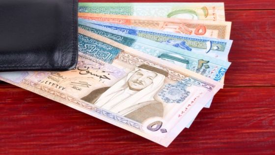 صندوق المعونة يؤكد استمرارية المعونة الشهرية للسيدة المسنة