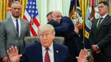 ترامب: تخلّي إيران عن امتلاك أسلحة نووية مطلب غير قابل للتفاوض