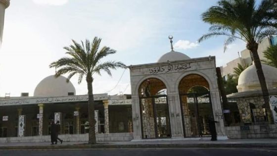 الأوقاف : إمام مسجد أبو داوود قام بتسكين عمالة وافدة
