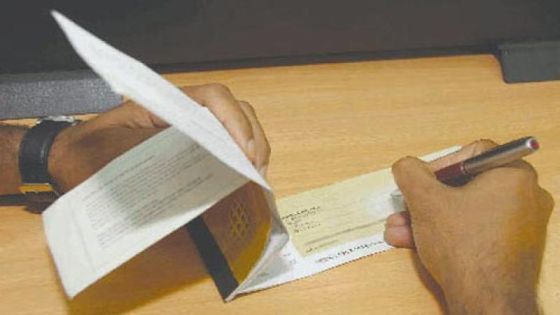 15 ألف شيك مرتجع الشهر الماضي بقيمة 80 مليون دينار