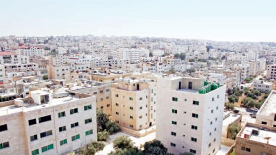 بنكان تجاريان يبيعان اراضٍ وعقار لرجل اعمال في السجن