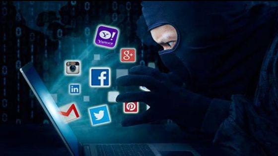 الجرائم الالكترونيه تحذر من تزايد حالات سرقة صفحات المستخدمين على صفحات التواصل الاجتماعي