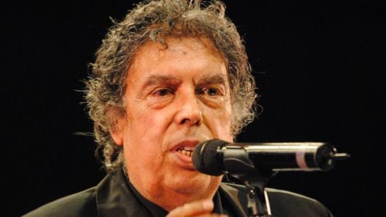 وفاة عبد الوهاب الدكالي.. قامة فنية خالدة تغيب عن المشهد