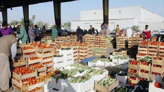 قرارات لتنظيم البيع داخل سوق الخضار المركزي بإربد