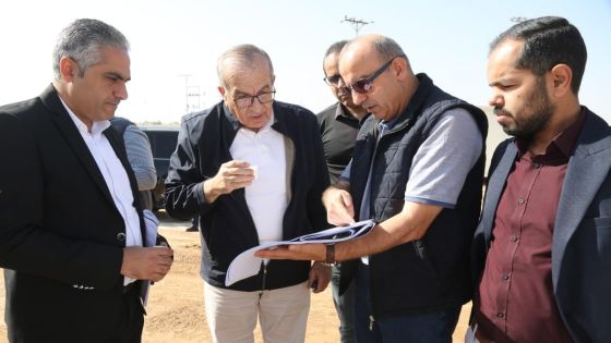 وزير الأشغال يتفقد مشروع ساحات انتظار الشاحنات في مركز جابر الحدودي