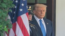 ملياردير إماراتي لترامب: على أي أساس اتخذت هذ القرار الخطير؟