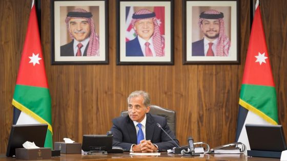 رئيس الوزراء يلتقي كتلة الميثاق النيابية ويبحث تعديلات قانون الضمان الاجتماعي