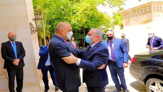 الخصاونة يلتقي رئيس الوزراء الفلسطيني