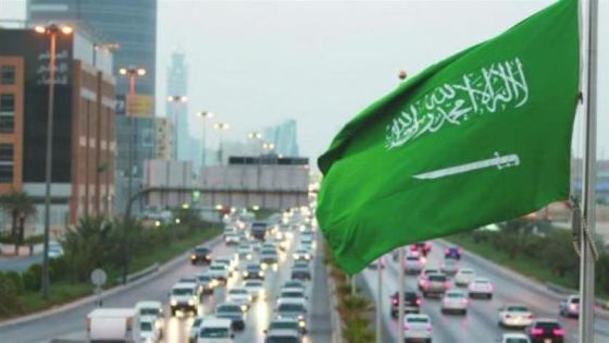 السعودية : إيقاف 3 ضباط بالحرس الملكي و21 رجل أعمال ووافد عربي في قضية فساد بـ400 مليون ريال