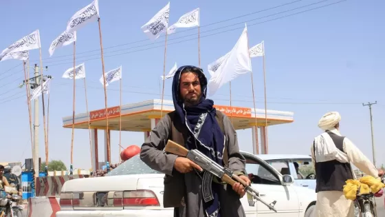 عاجل – “طالبان” ترسل وفدا إلى القصر الرئاسي للتفاوض على نقل السلطة