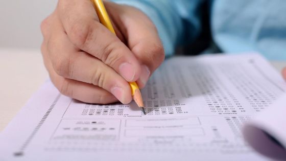 إعلان نتائج الثانوية العامة لطلبة الصف الحادي عشر اليوم (رابط)