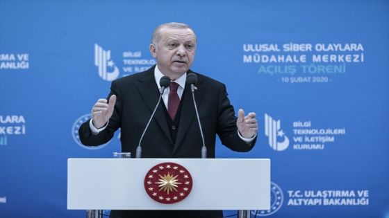 شارلي إيبدو تهاجم أردوغان برسم ساخر.. والرئاسة التركية ترد