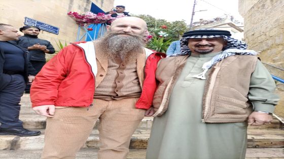 جولة السفير الأمريكي في الوسط والبادية ليست عملاً بروتوكولياً، بل قراءة ميدانية دقيقة للدولة والمجتمع معاً.