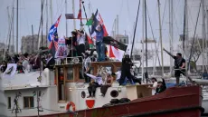 ما الذي نعرفه عن أسطول الصمود الذي هاجمته بحرية الاحتلال