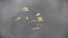 وفاة طفلين و3 إصابات من عائلة واحدة بحريق منزل في عمان