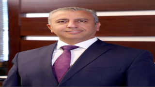 الأستاذ علي مراد … رجل الدولة الذي يفاوض العالم بهدوء الأردن