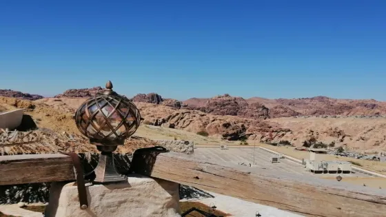 بريزات: إغلاق 32 فندقا في البترا وتسريح 700 موظف نتيجة تراجع أعداد السياح