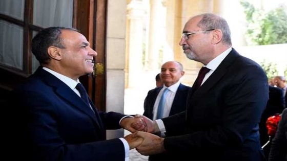 وزير الخارجية يبحث تطورات التصعيد الخطير في المنطقة مع نظيره المصري