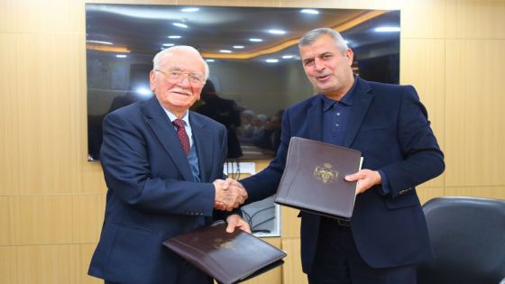 الطاقة توقّع مذكرتي تفاهم لاستغلال المعادن في وادي أبو البراق وسمرة الطيبة