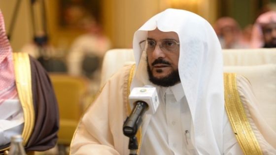 خطباء الجمعة بالسعودية يهاجمون “الإخوان” بتوجيه رسمي