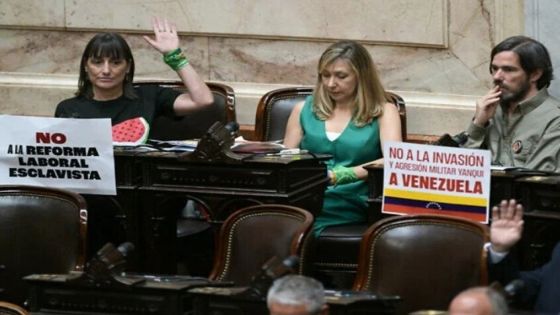 نواب أرجنتينيون يتعهدون بالولاء لـ فلسطين حرة في قسمهم الانتخابي